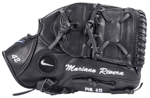 2006-08 Mariano Rivera Game Used, Signed & Inscribed NIKE Glove (Steiner & PSA/DNA) 